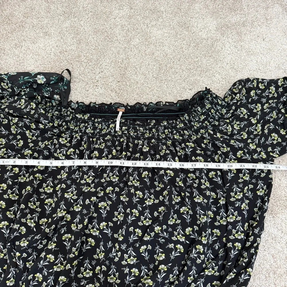 Free People‎ Black Floral Off the Shoulder Blouse Size M Medium